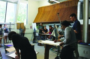 One of many art classes offered at Lyme Academy (photo by Katherine Fainer/ Charger Bulletin Photo)