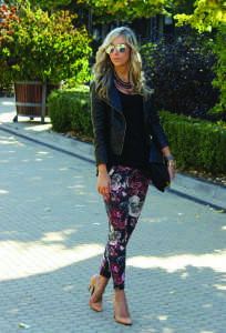 Floral pants are great way to incorporate floral into your daily casual look (Photo obtained via Zara.com)