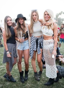 Fashion trends popular with Coachella music festival goers  (Photo obtained via Pinterest)